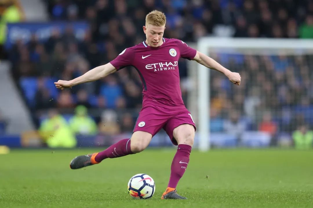 埃弗顿客场险胜,继续保持积分优势 埃弗顿客场险胜,继续保持积分优势